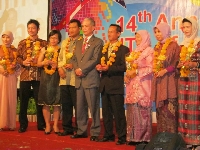 Terima Pin GM,Bali 2011